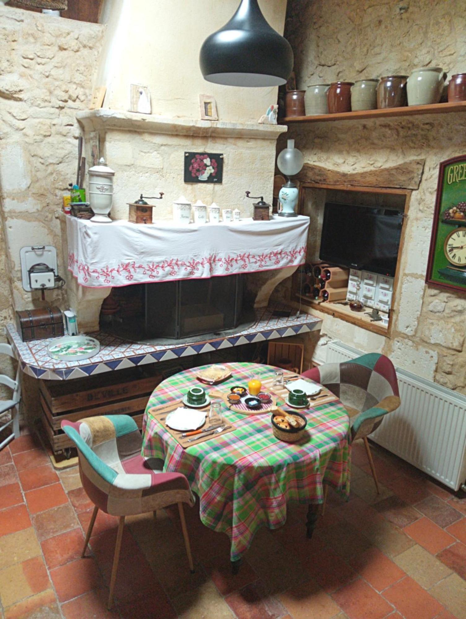 La Girondine Bed and Breakfast Galgon Buitenkant foto