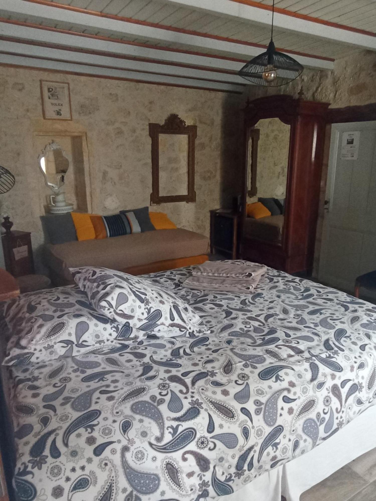 La Girondine Bed and Breakfast Galgon Buitenkant foto