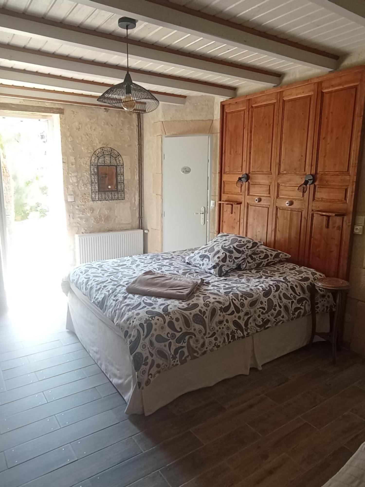 La Girondine Bed and Breakfast Galgon Buitenkant foto